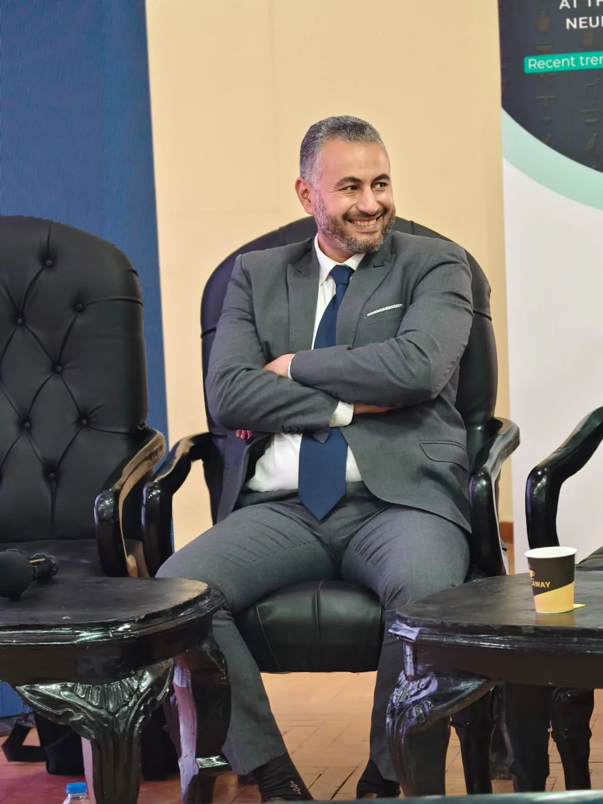 د. أحمد خليفة